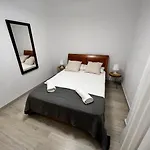 Apartamenticos La Paz I דירה *