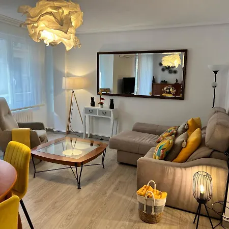 Apartamenticos La Paz I סרגוסה