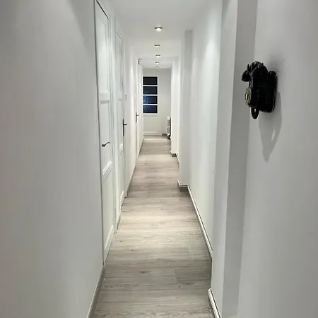 Apartamenticos La Paz I Σαραγόσα